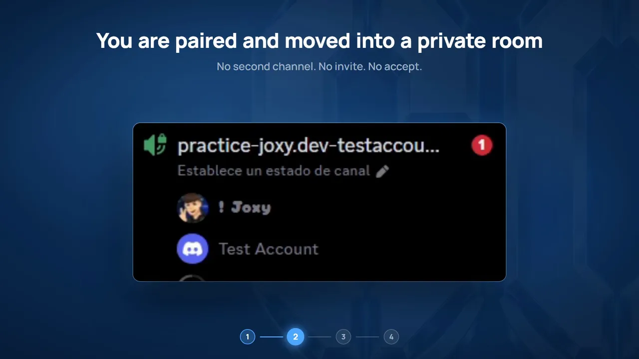Dos personas emparejadas en una sala privada de práctica en Discord